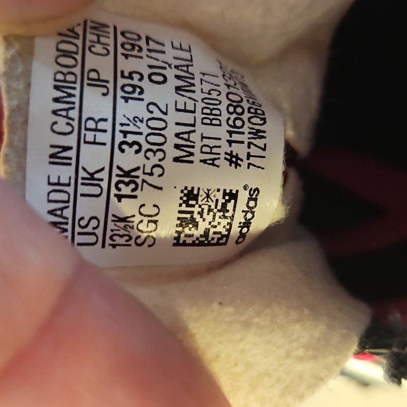 Adidas Soccer Cleats - Picture 11 of 12